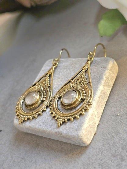 Boho earrings / Gift for her / Hypoallergenic jewelry