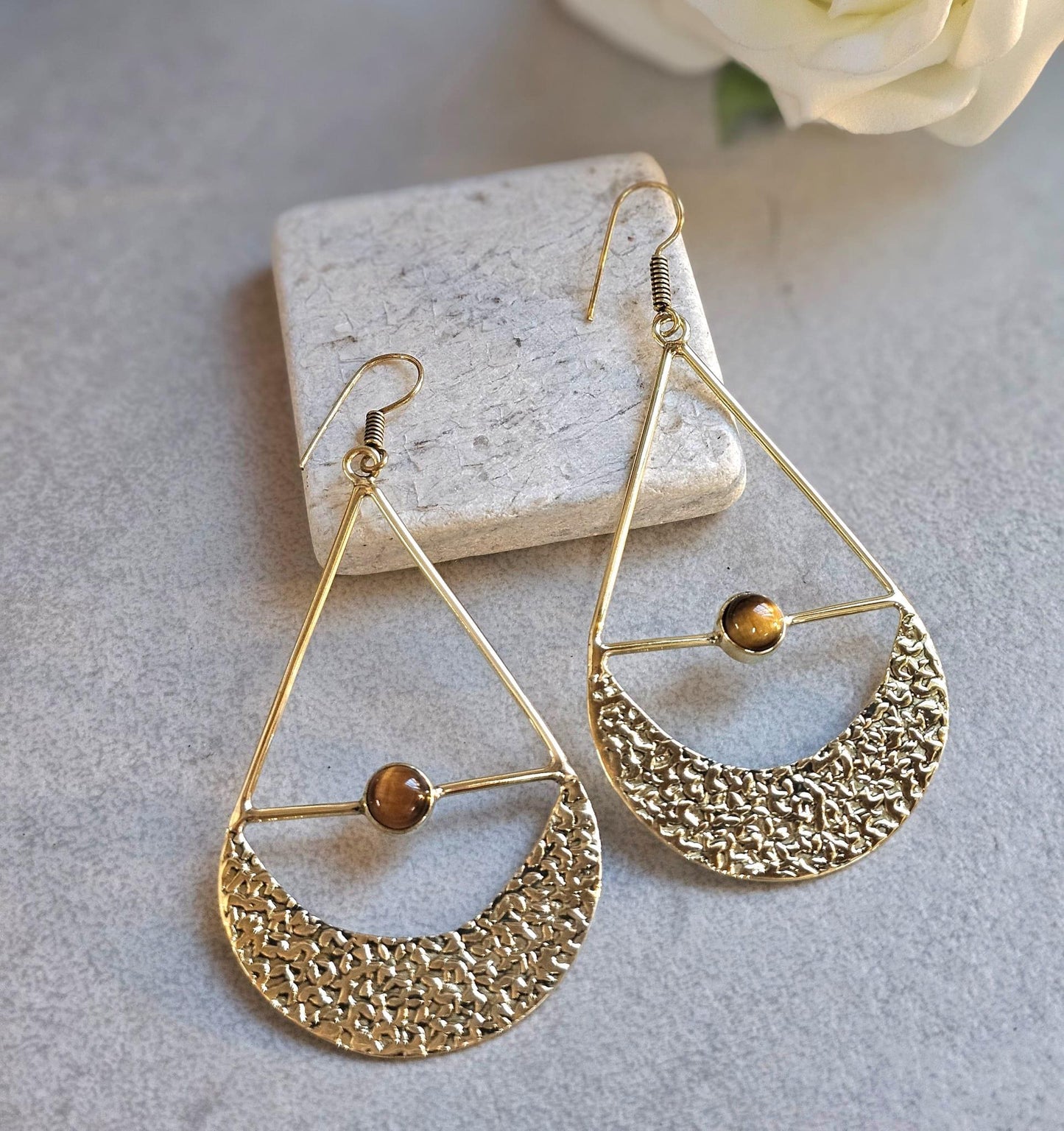 Brass dangle drop earrings: Statement jewelry
