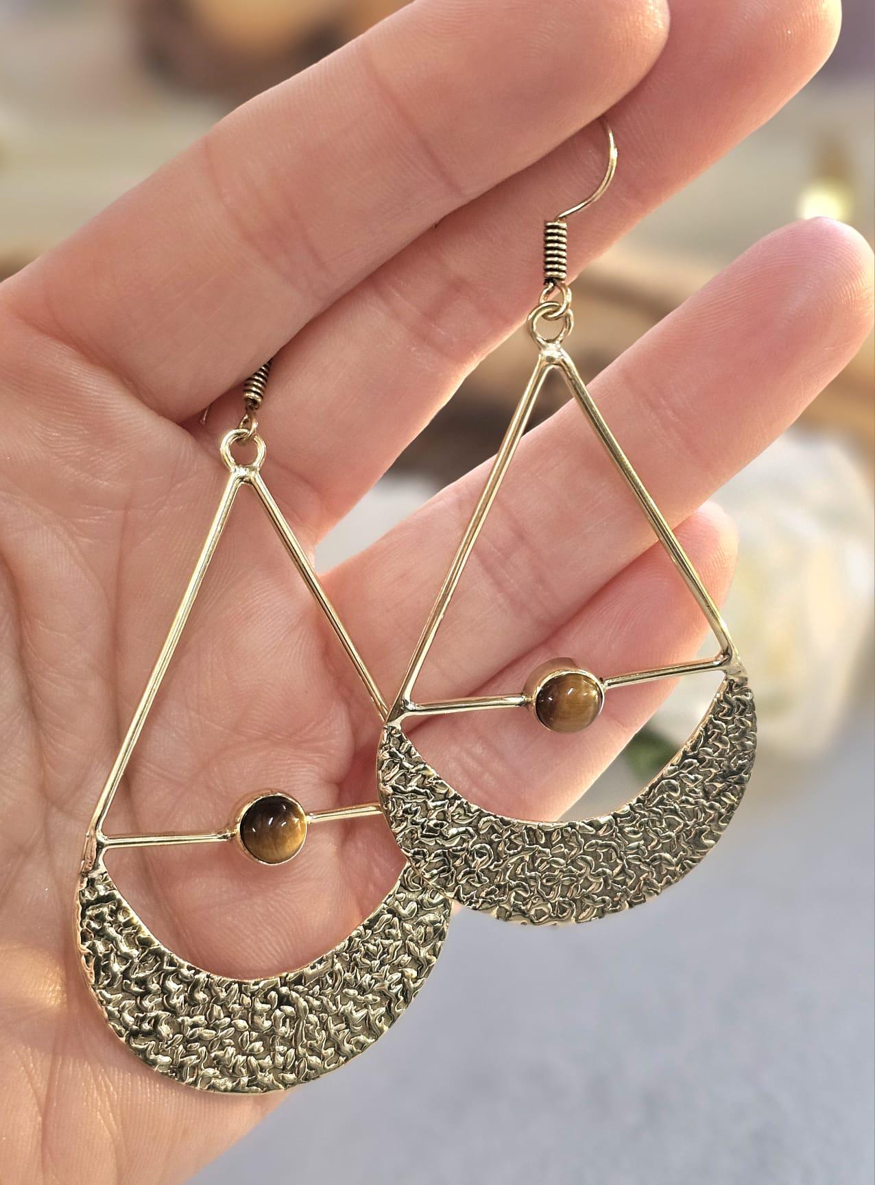 Brass dangle drop earrings: Statement jewelry