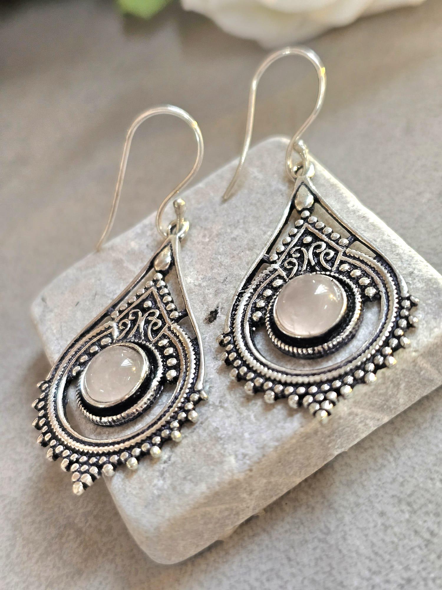 Silver earrings / Gift for her / Hypoallergenic jewelry