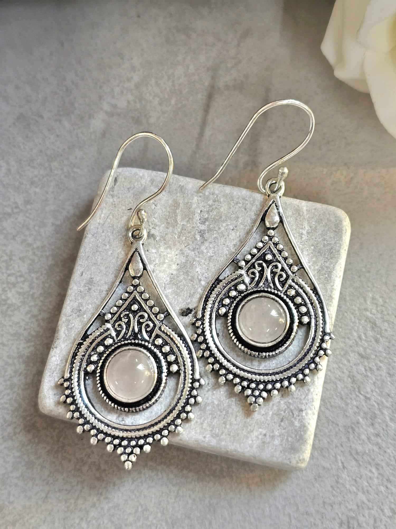 Silver earrings / Gift for her / Hypoallergenic jewelry