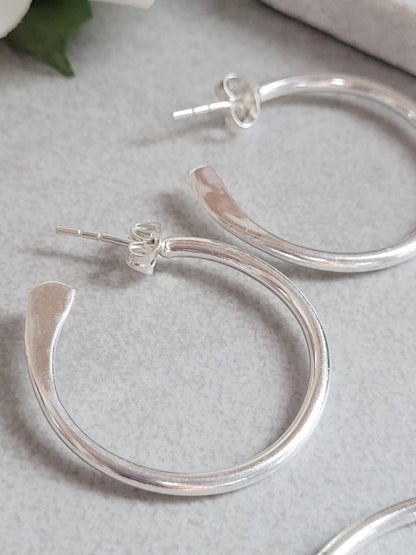 Silver plated hoops / Hypoallergenic nickel free jewelry / Simple hoops