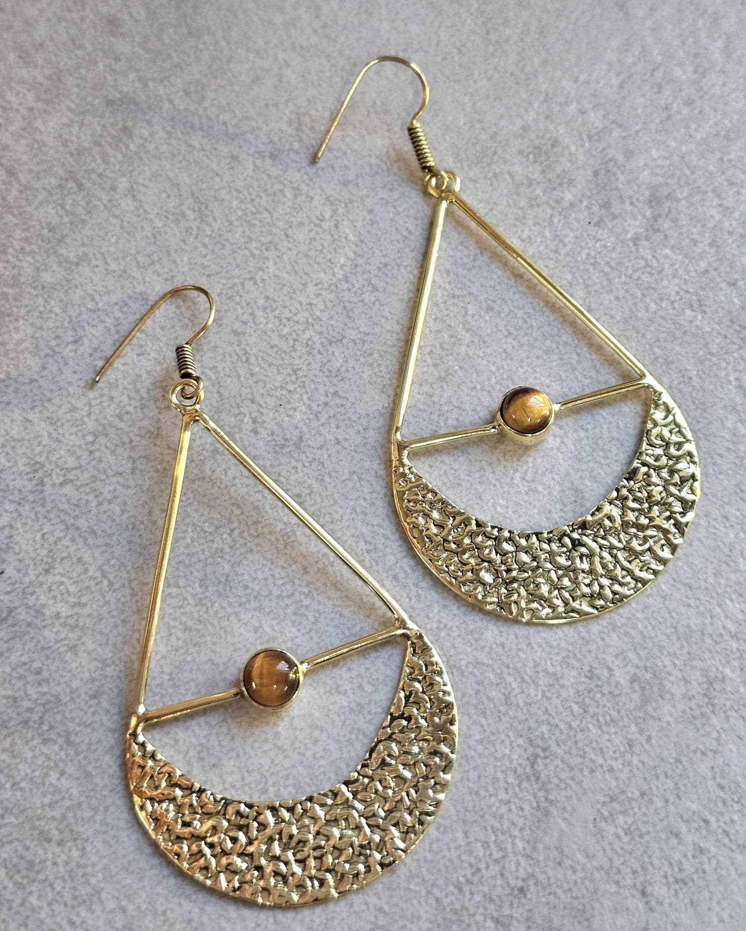 Brass dangle drop earrings: Statement jewelry