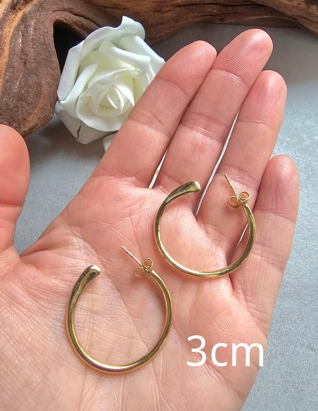 Brass simple hoop earrings / Minimalistic jewelry