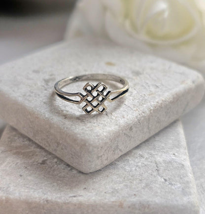 Silver Plated Delicate Line Ring – Minimal Open Design Band – Everyday Modern Jewellery Gift