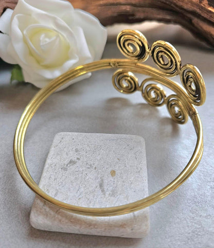 Bohemian upper arm bracelet / Brass jewelry / Hypoallergenic jewelry