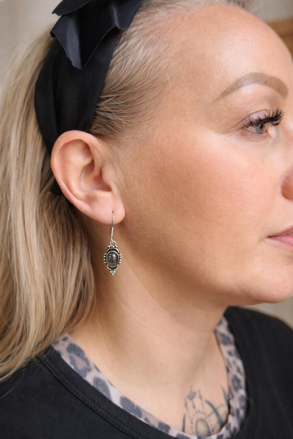 Dainty silver dangle earrings / Silver plated jewelry