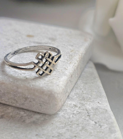 Silver Plated Delicate Line Ring – Minimal Open Design Band – Everyday Modern Jewellery Gift
