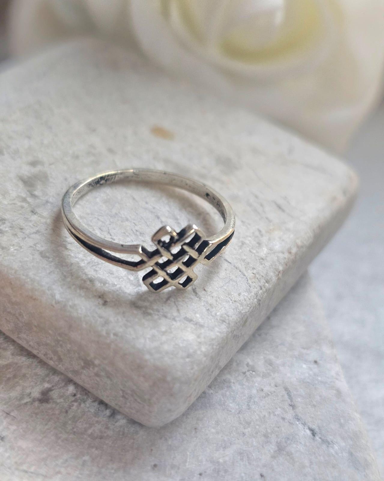 Silver Plated Delicate Line Ring – Minimal Open Design Band – Everyday Modern Jewellery Gift