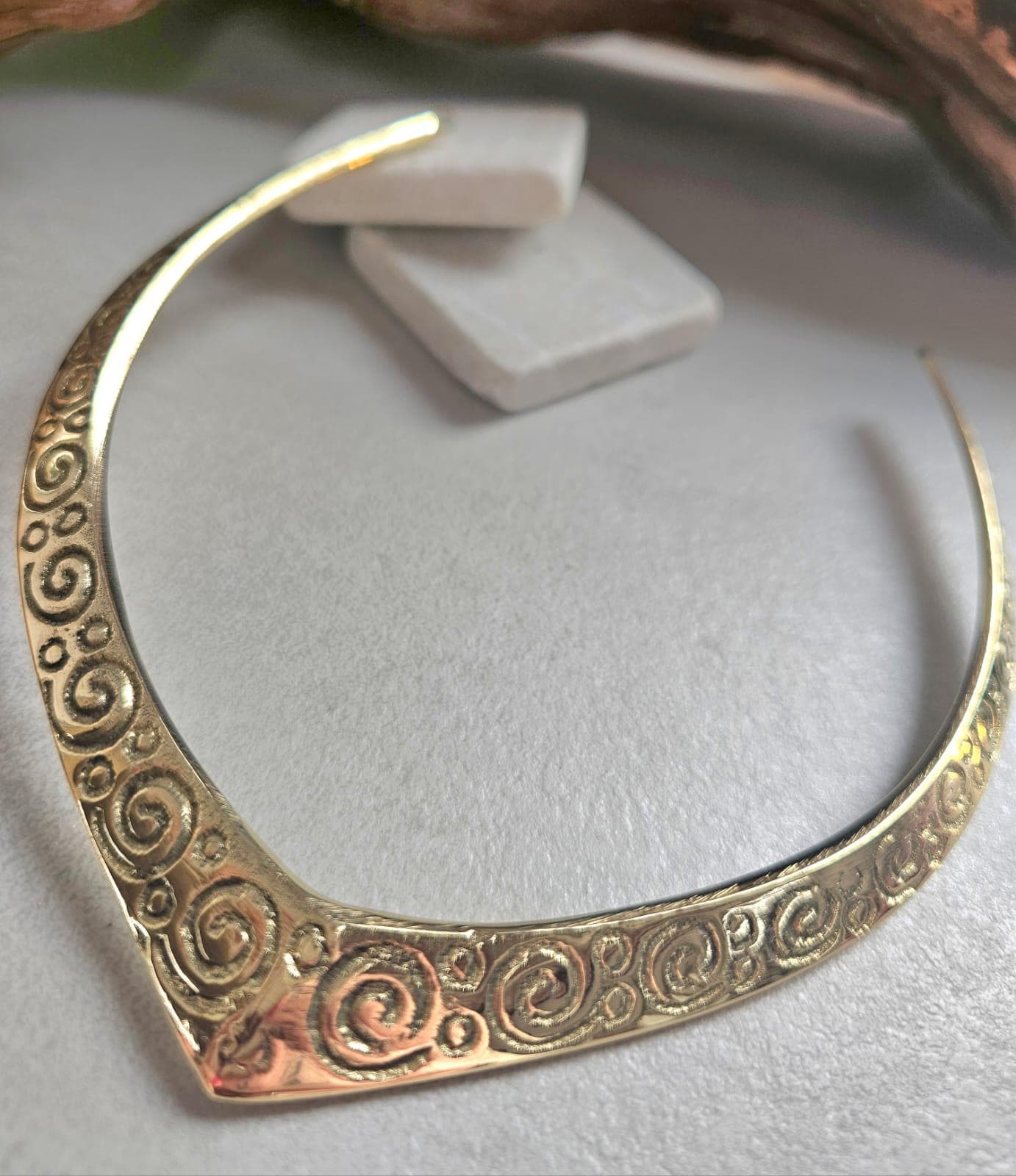 Raw Brass Choker Necklace – Engraved Swirl Statement Collar – Boho Tribal Jewellery – Nickel & Lead Free Hypoallergenic Gift for Her