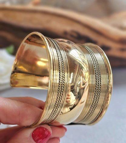 Gold Statement Cuff Bracelet – Wide Textured Open Bangle – Bold Layered Metal Cuff – Adjustable Boho Chic Jewelry Gift for Her