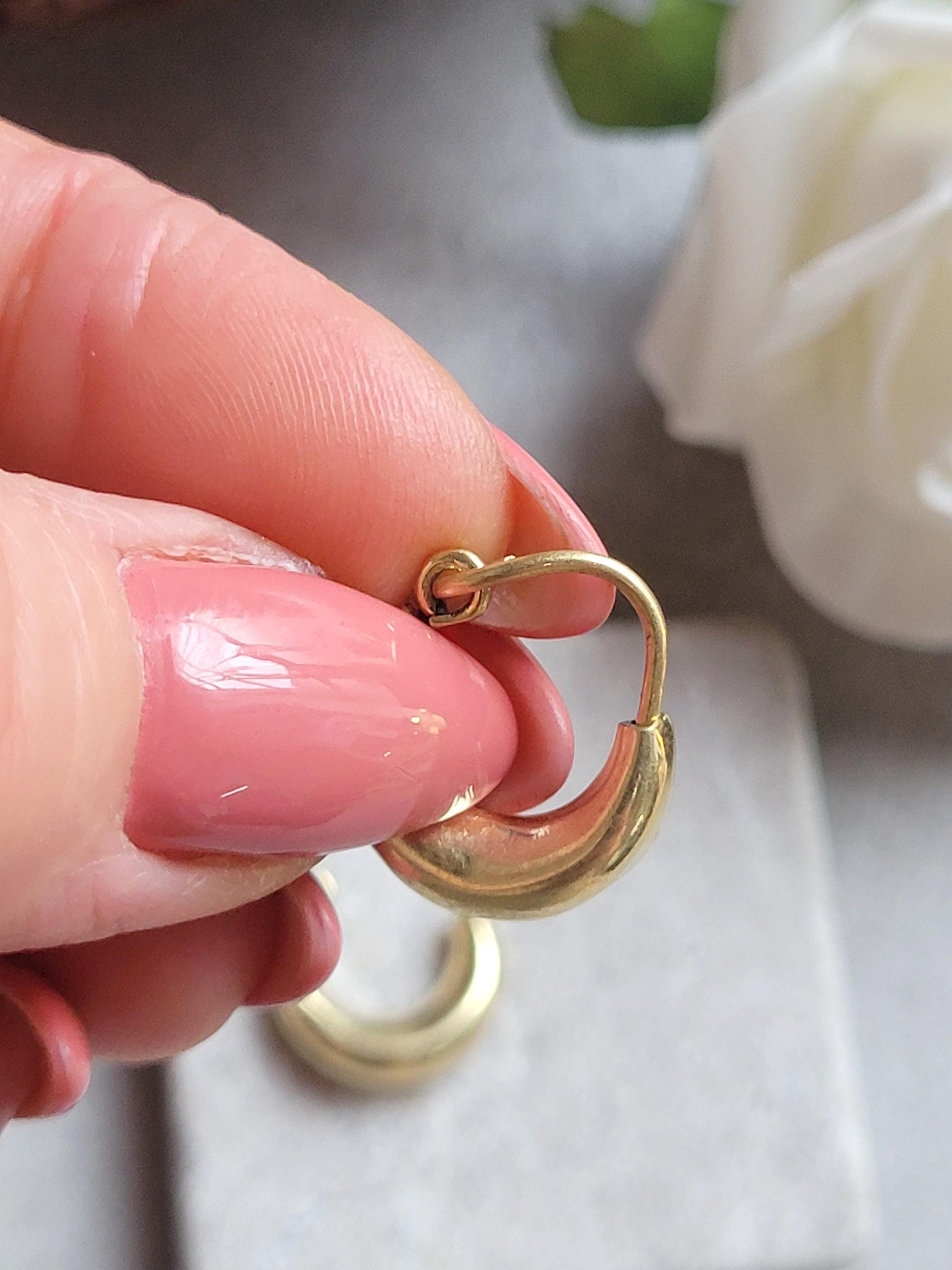 Small Gold Hoop Earrings, Minimalist Everyday Hoops, Hypoallergenic Nickel Free Earrings, Tiny Gold Hoops, Simple Minimal Jewellery