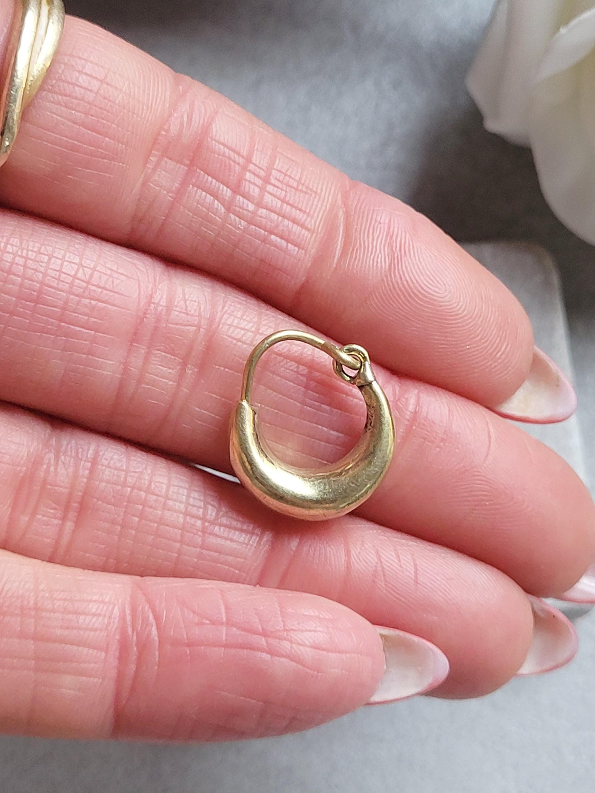 Small Gold Hoop Earrings, Minimalist Everyday Hoops, Hypoallergenic Nickel Free Earrings, Tiny Gold Hoops, Simple Minimal Jewellery