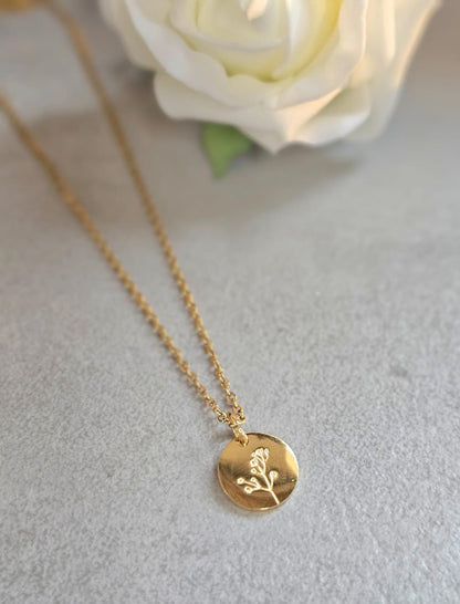 Stainless Steel Botanical Disc Necklace – Gold Minimal Flower Pendant – Waterproof Dainty Layering Necklace – Everyday Jewellery Gift for He