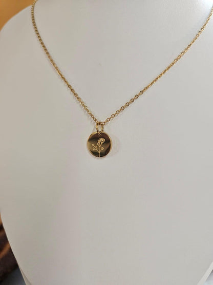 Stainless Steel Botanical Disc Necklace – Gold Minimal Flower Pendant – Waterproof Dainty Layering Necklace – Everyday Jewellery Gift for He