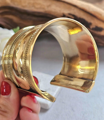 Gold Statement Cuff Bracelet – Wide Textured Open Bangle – Bold Layered Metal Cuff – Adjustable Boho Chic Jewelry Gift for Her
