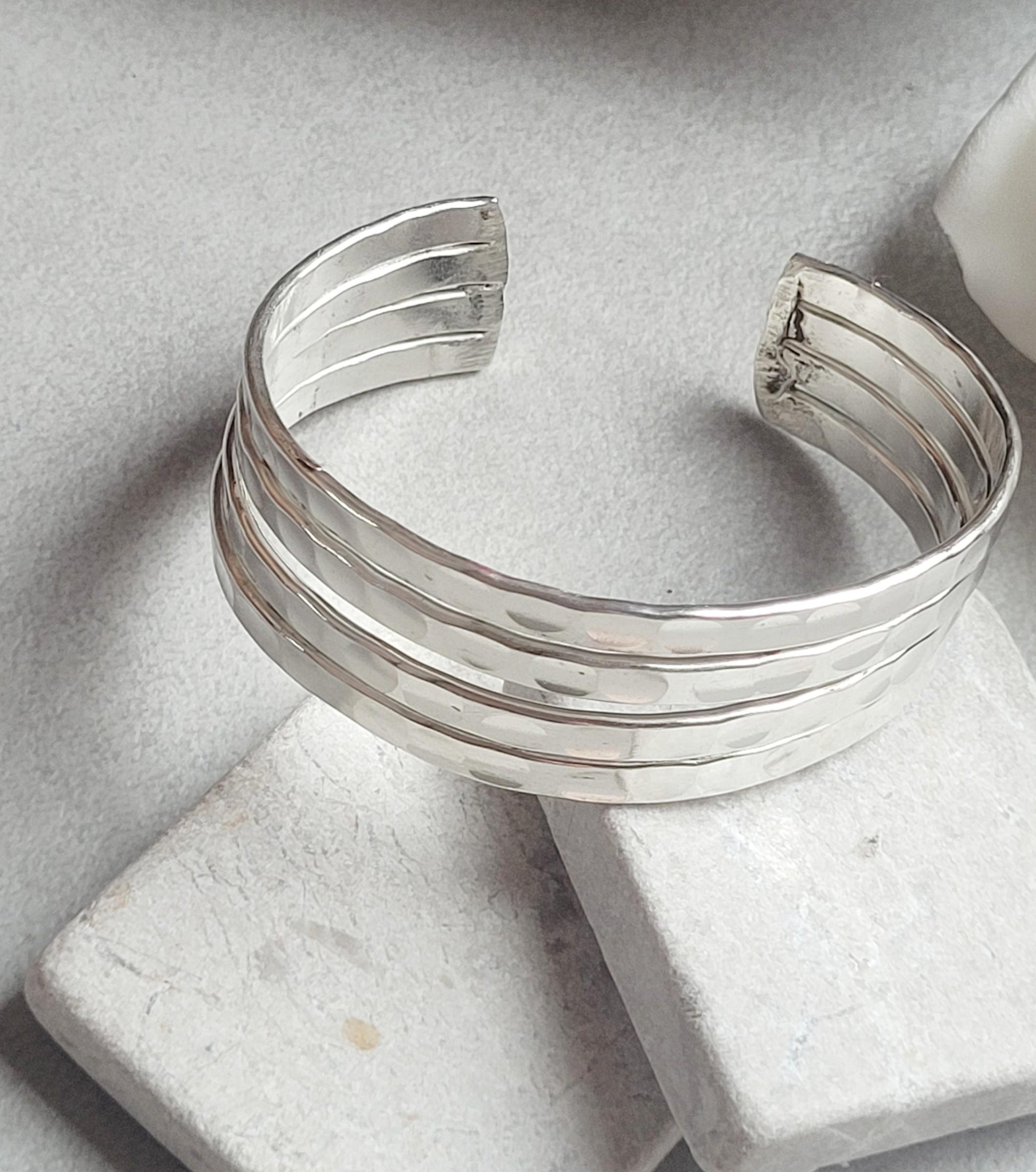 Silver Hammered Cuff Bracelet, Silver Plated Adjustable Bangle, Minimalist Textured Bracelet, Open Cuff Jewellery, Modern Gift for Her