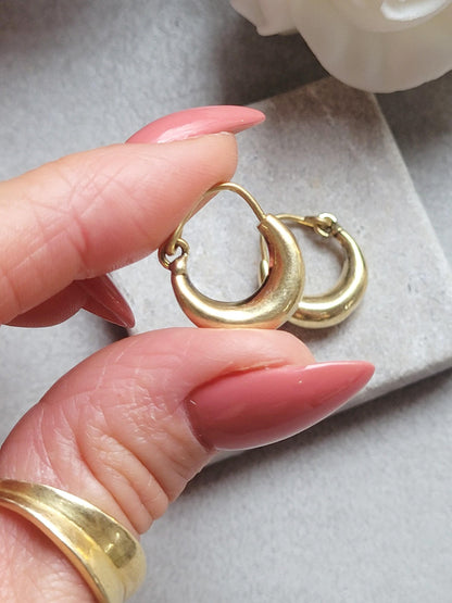 Small Gold Hoop Earrings, Minimalist Everyday Hoops, Hypoallergenic Nickel Free Earrings, Tiny Gold Hoops, Simple Minimal Jewellery