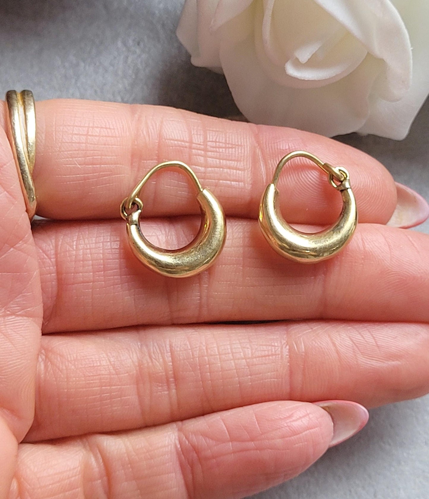 Small Gold Hoop Earrings, Minimalist Everyday Hoops, Hypoallergenic Nickel Free Earrings, Tiny Gold Hoops, Simple Minimal Jewellery