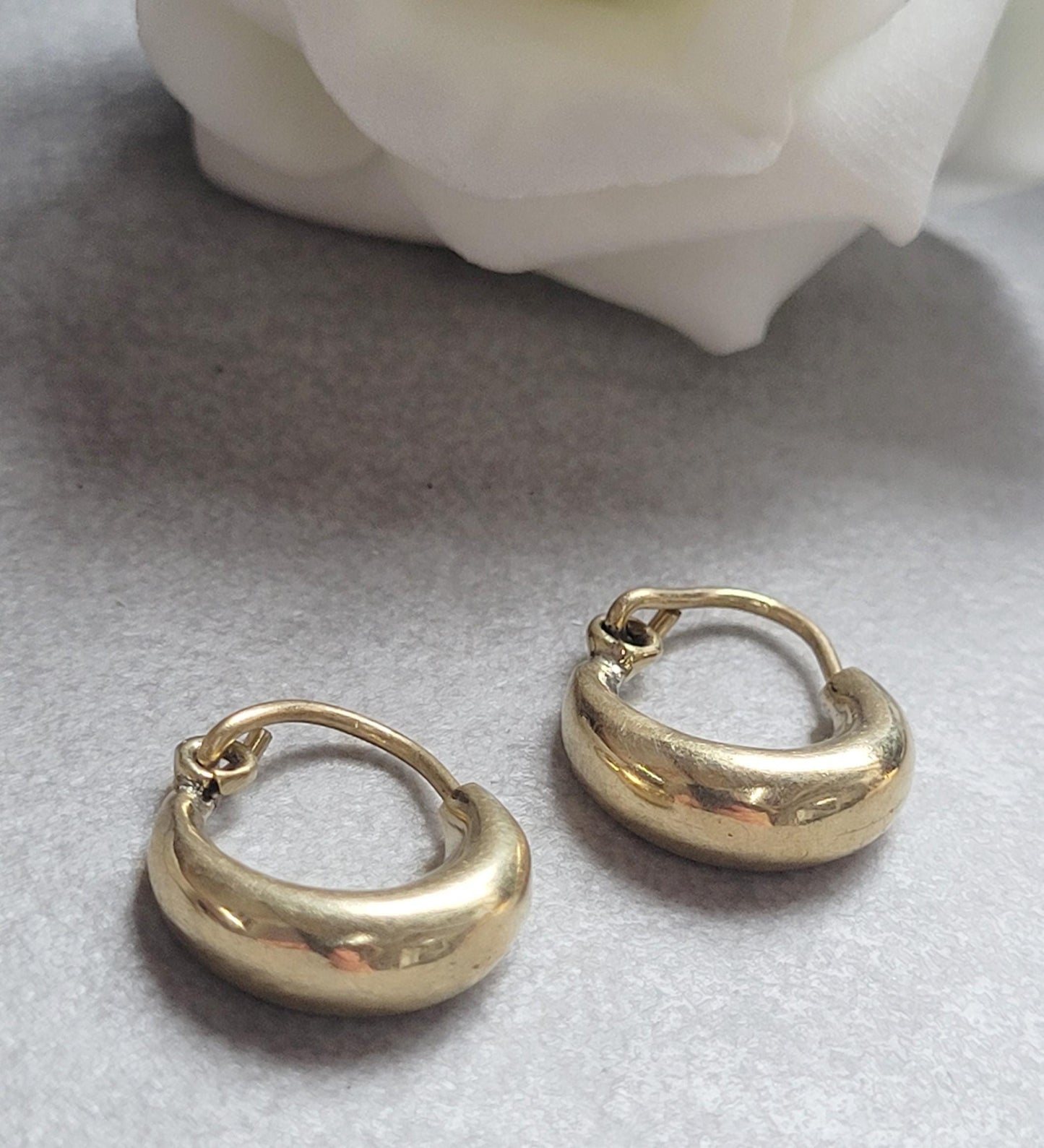 Small Gold Hoop Earrings, Minimalist Everyday Hoops, Hypoallergenic Nickel Free Earrings, Tiny Gold Hoops, Simple Minimal Jewellery