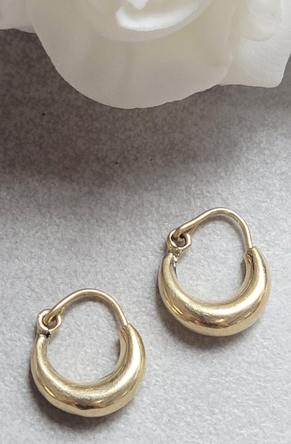 Small Gold Hoop Earrings, Minimalist Everyday Hoops, Hypoallergenic Nickel Free Earrings, Tiny Gold Hoops, Simple Minimal Jewellery