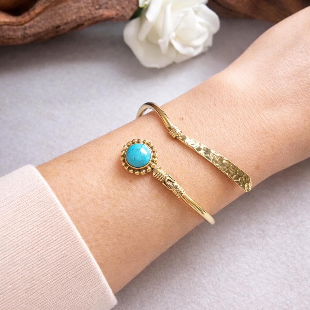 Hammered Brass Turquoise Cuff Bracelet, Infinity Open Bangle, Hypoallergenic Nickel Free Jewellery, Boho Bracelet, Gift for her