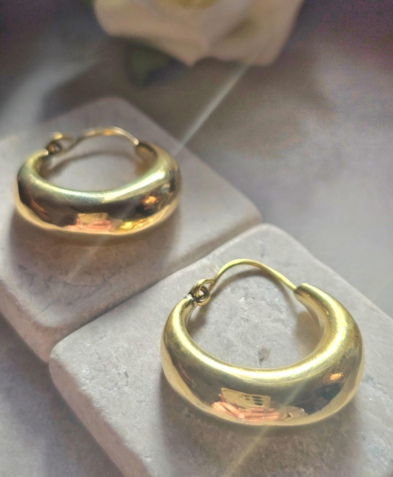 Chunky Brass Hoop Earrings, Raw Brass Hypoallergenic Hoops, Minimalist Gold Hoop Earrings, 3cm hoops, Everyday Modern Jewellery Gift