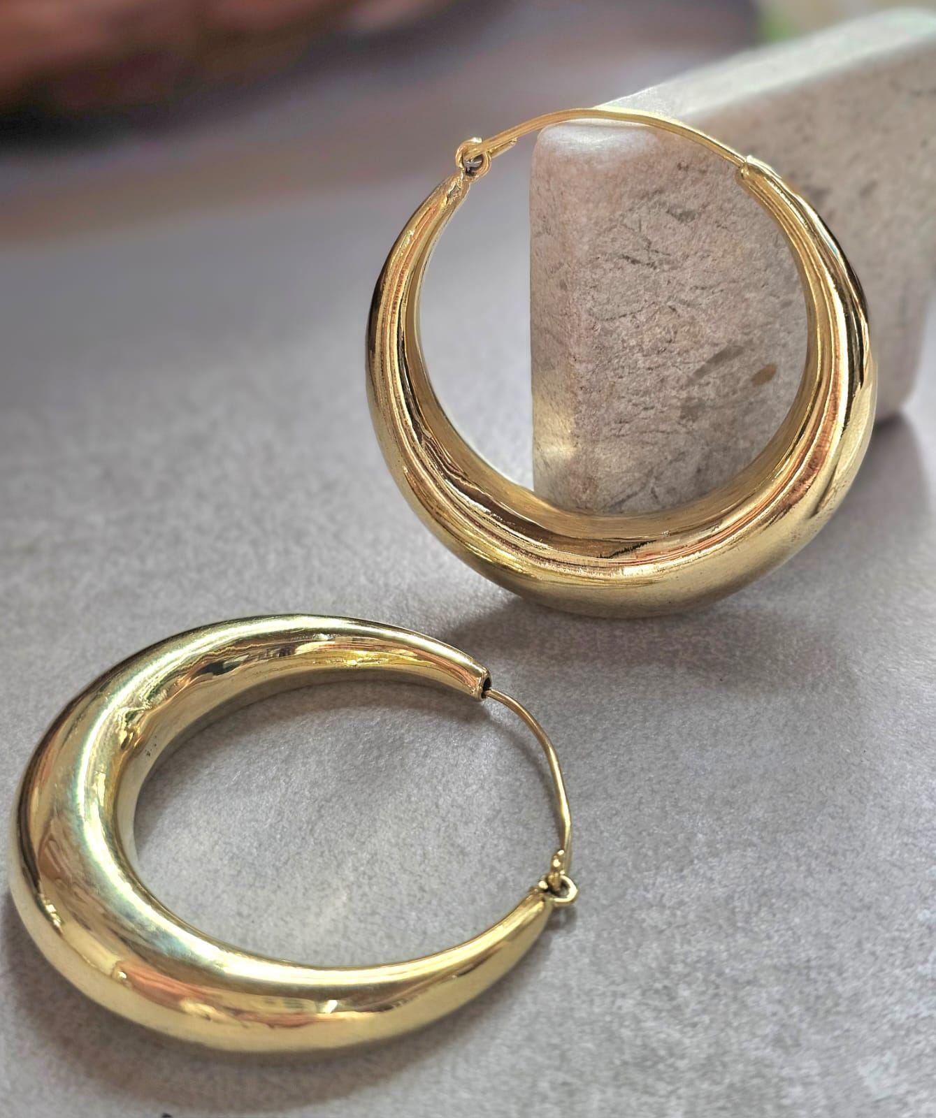 Bold Crescent Hoop Earrings 5cm, Chunky Lightweight Gold Hoops, Hypoallergenic Raw Brass Statement Earrings, Modern Minimal Jewellery
