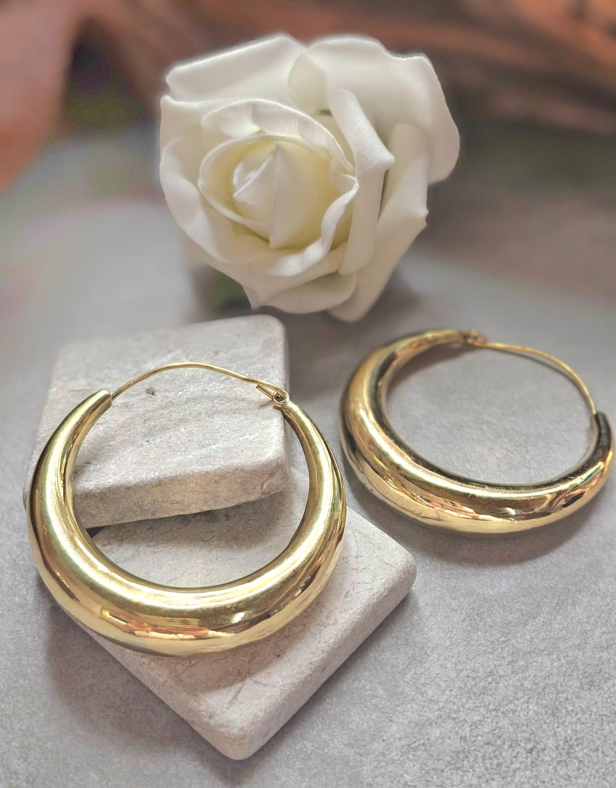 Thick Gold Hoop Earrings 5.5cm, Curved Statement Hoops, Lightweight Hypoallergenic Brass Earrings, Bold Modern Jewellery, Large Hoops