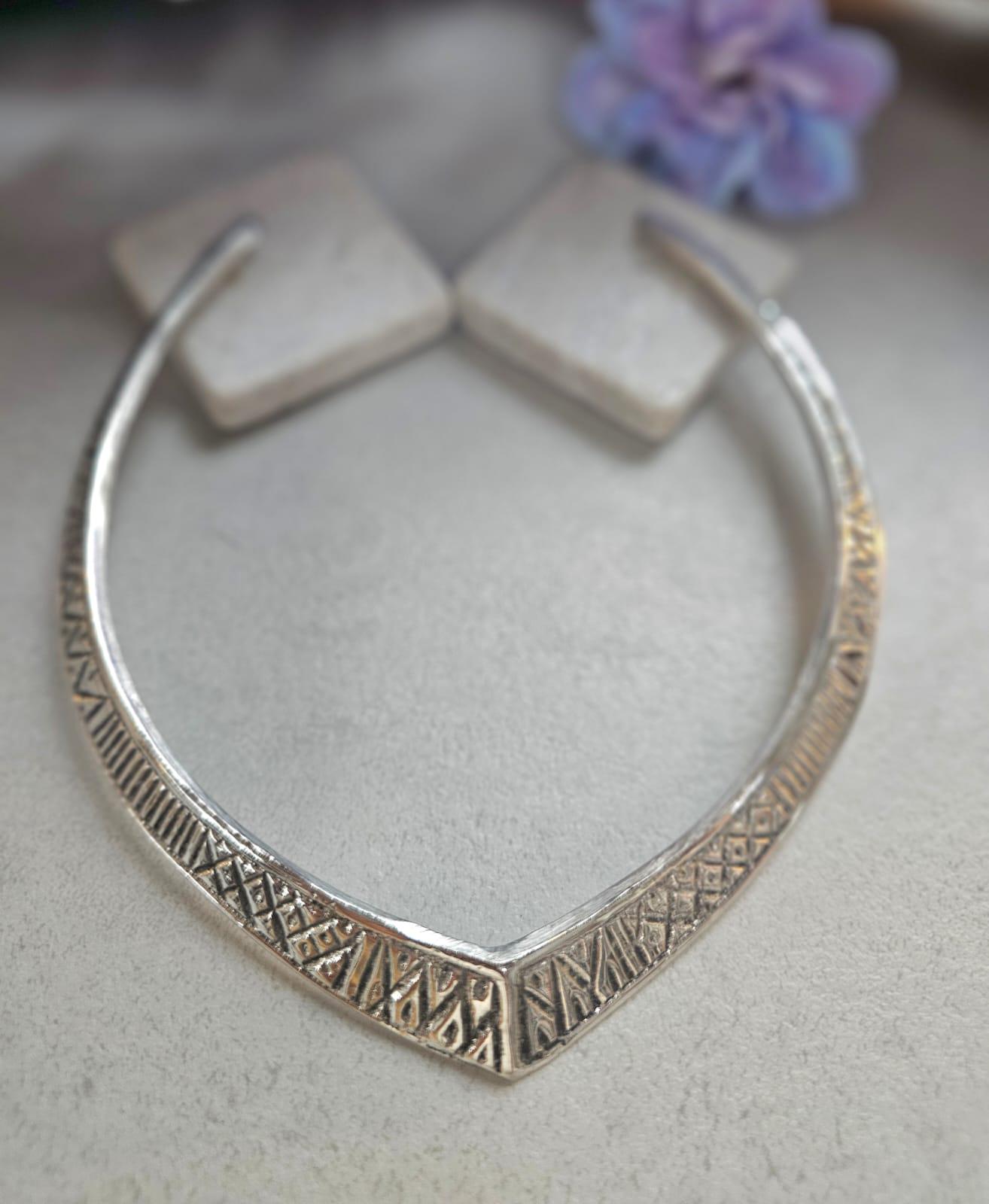Silver Plated Engraved Choker Necklace, Geometric Tribal Collar Necklace, Minimalist Statement Jewellery, Boho Layering Necklace, Gift for H