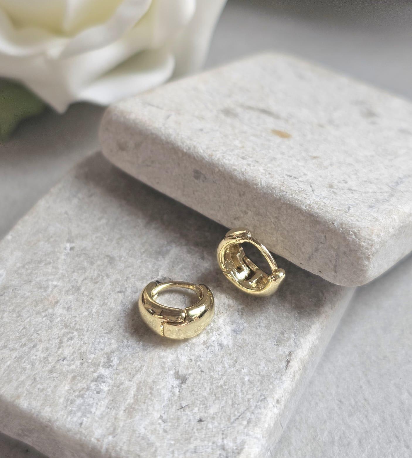 10mm Gold Huggie Hoop Earrings | 18K Gold Plated Small Hoops | Minimal Everyday Earrings | Dainty Waterproof Jewellery Gift for Her