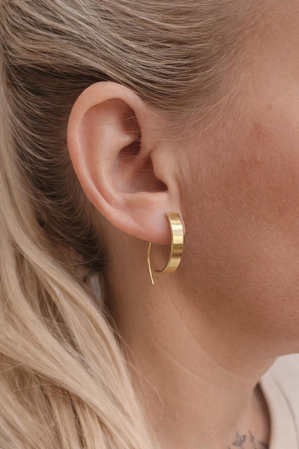 Small Brass Hoop Earrings, Minimalist Gold Hoops, Boho Brass Earrings, Lightweight Everyday Jewellery, Modern Crescent Hoops, Gift for Her