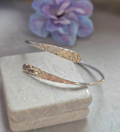 Silver Plated Hammered Bracelet – Adjustable Open Cuff Bangle – Minimalist Delicate Jewellery – Gift for Her – Textured Stackable Bracelet