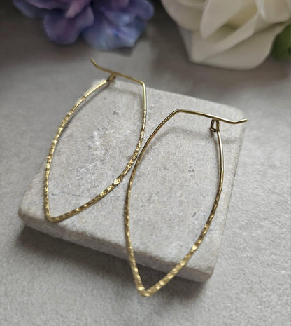 Raw Brass Minimalist Hoop Earrings, Lightweight Hoops, Hammered Brass Earrings, Everyday Simple Jewellery, Nickel & Lead Free