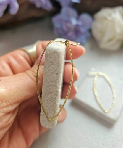 Raw Brass Minimalist Hoop Earrings, Lightweight Hoops, Hammered Brass Earrings, Everyday Simple Jewellery, Nickel & Lead Free