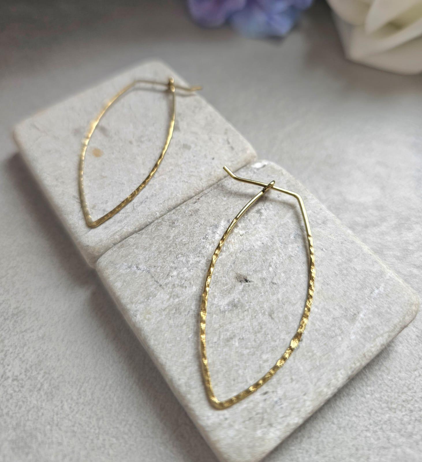 Raw Brass Minimalist Hoop Earrings, Lightweight Hoops, Hammered Brass Earrings, Everyday Simple Jewellery, Nickel & Lead Free