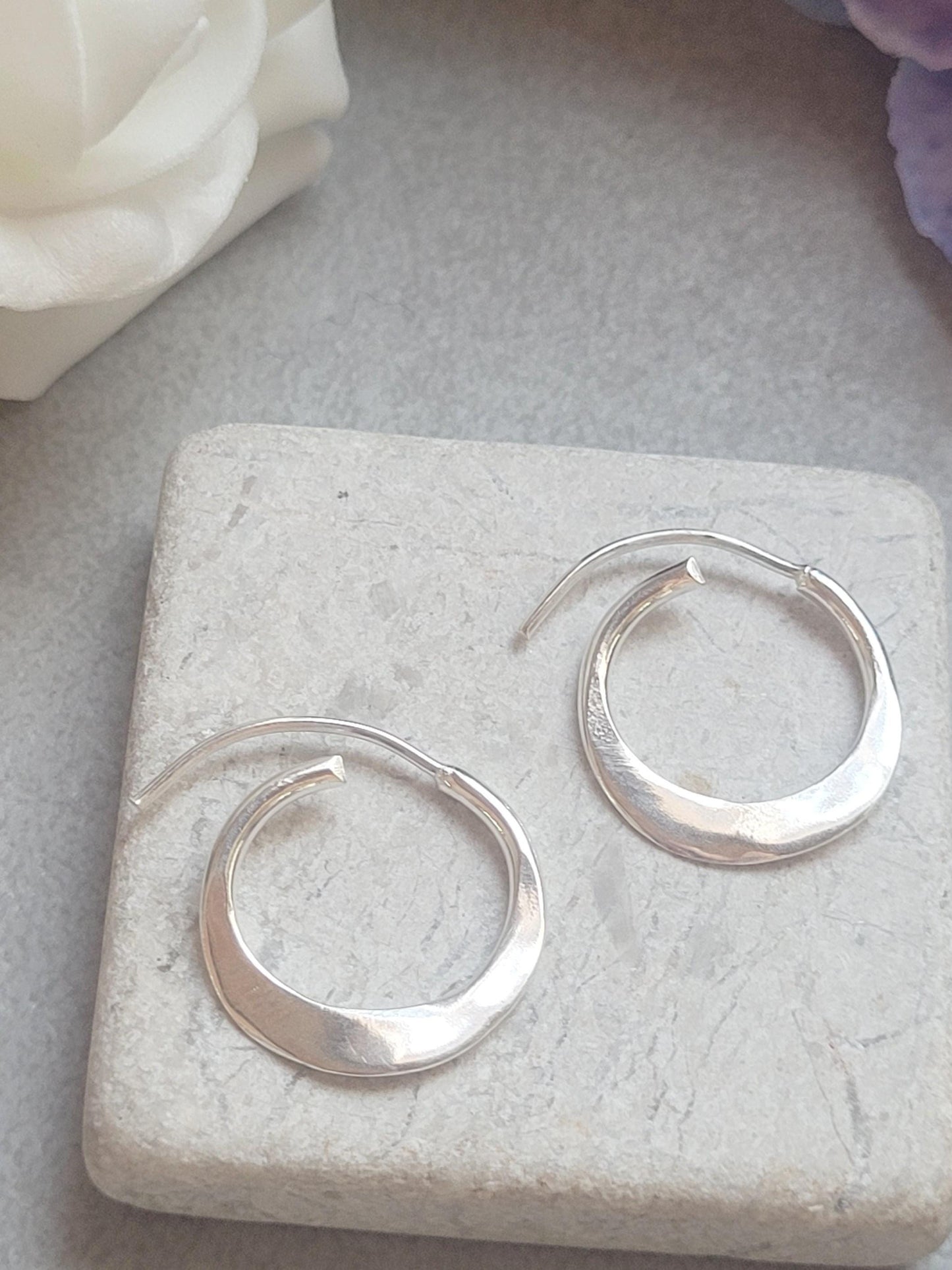 Silver Plated Hammered Hoop Earrings – 2cm | Minimalist Silver Hoops | Nickel Free, Lead Free, Hypoallergenic Jewellery