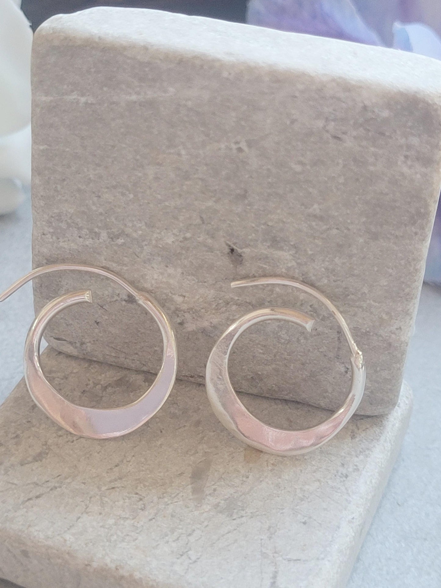 Silver Plated Hammered Hoop Earrings – 2cm | Minimalist Silver Hoops | Nickel Free, Lead Free, Hypoallergenic Jewellery