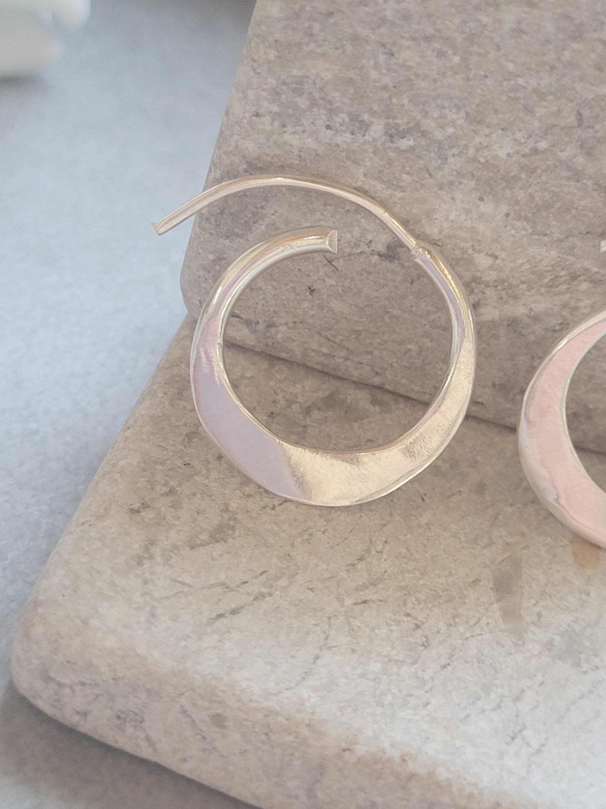 Silver Plated Hammered Hoop Earrings – 2cm | Minimalist Silver Hoops | Nickel Free, Lead Free, Hypoallergenic Jewellery