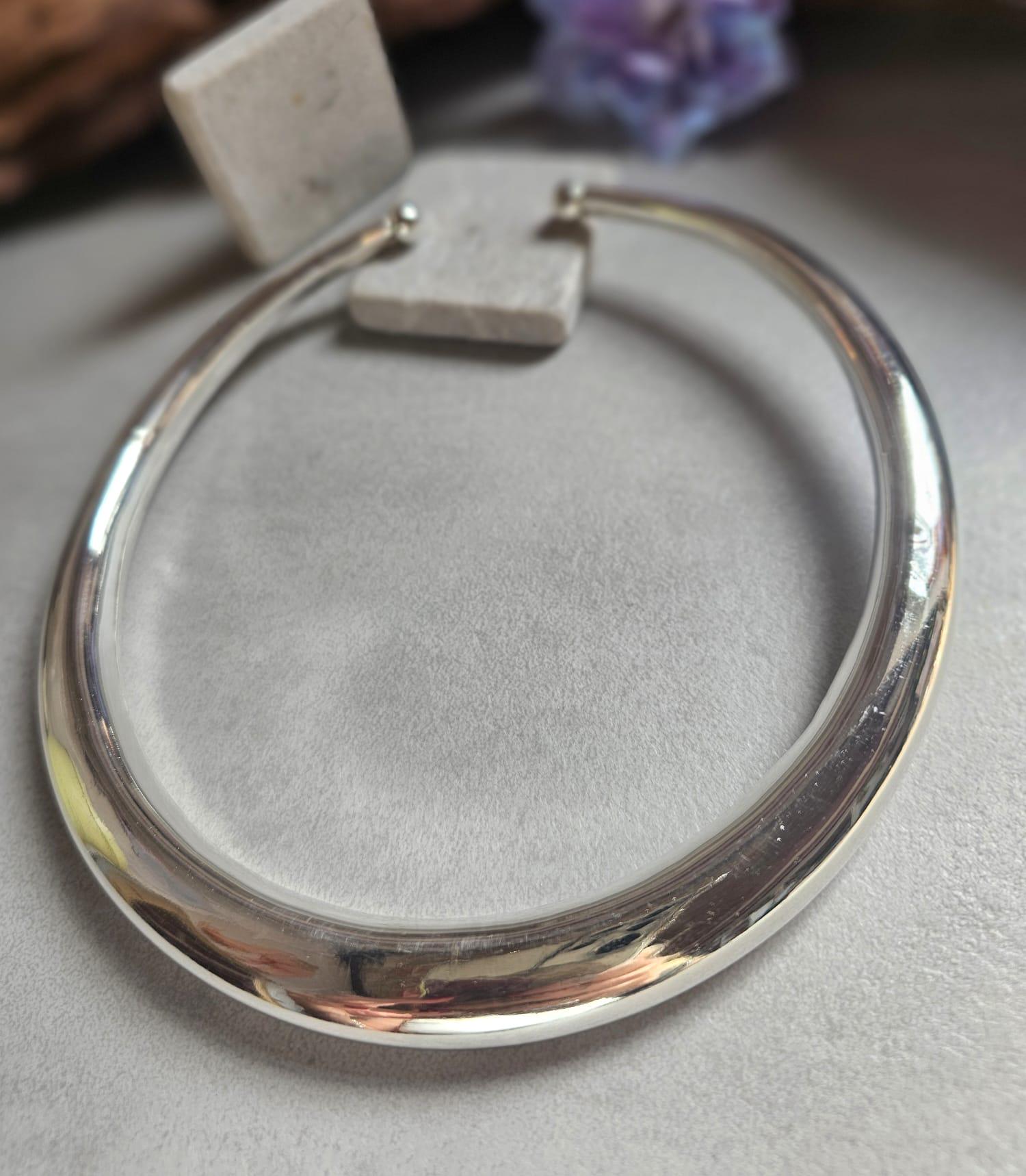 Silver Plated Statement Choker Necklace | Lightweight Open Collar Necklace | Minimalist Silver Neck Cuff