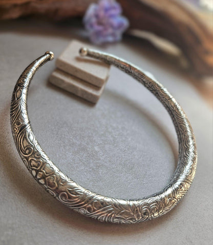 Silver Plated Floral Choker Necklace | Vintage Inspired Engraved Collar Necklace | Boho Statement Jewellery