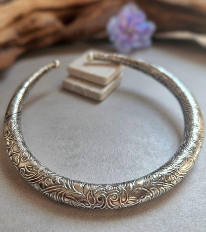 Silver Plated Floral Choker Necklace | Vintage Inspired Engraved Collar Necklace | Boho Statement Jewellery