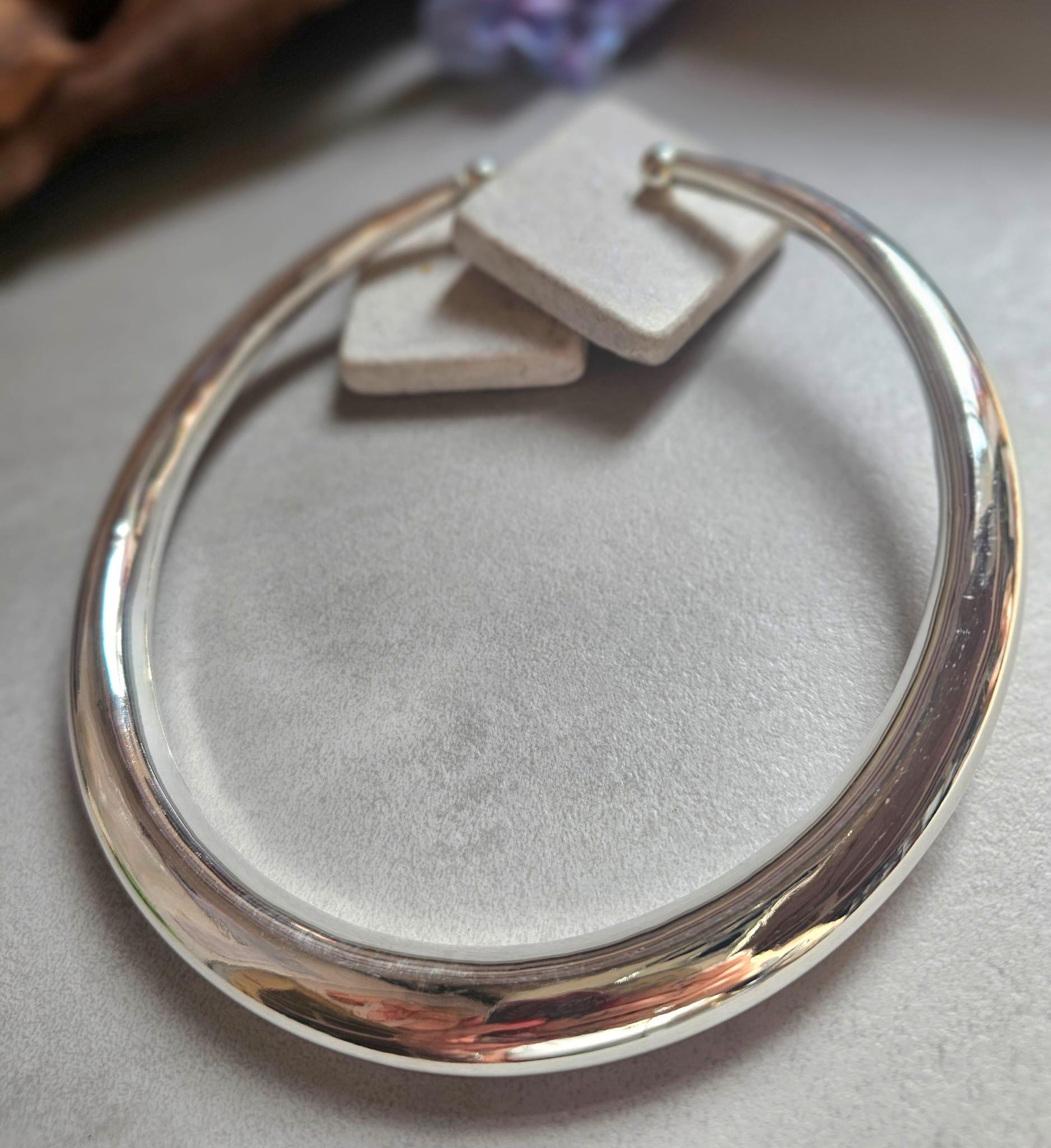 Silver Plated Statement Choker Necklace | Lightweight Open Collar Necklace | Minimalist Silver Neck Cuff