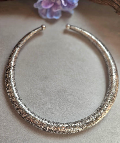 Silver Plated Floral Choker Necklace | Vintage Inspired Engraved Collar Necklace | Boho Statement Jewellery