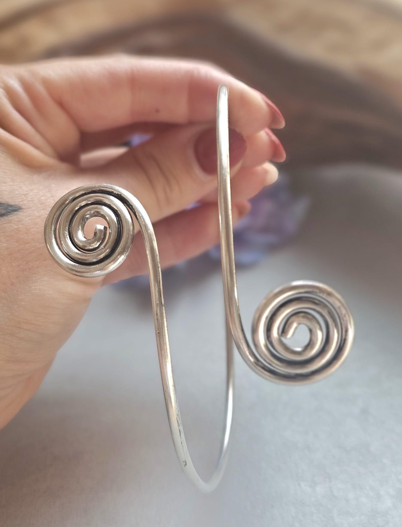 Silver Plated Spiral Arm Cuff Bracelet | Boho Upper Arm Bracelet | Adjustable Armlet | Minimalist Spiral Bangle | Bohemian Jeweller