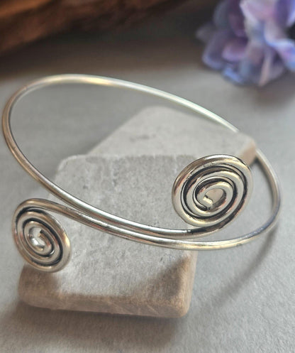 Silver Plated Spiral Arm Cuff Bracelet | Boho Upper Arm Bracelet | Adjustable Armlet | Minimalist Spiral Bangle | Bohemian Jeweller