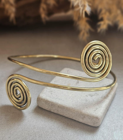 Handmade Raw Brass Upper Arm Bracelet – Spiral Swirl Arm Cuff, Adjustable Boho Arm Band, Festival Jewellery, Brass Armband for Women