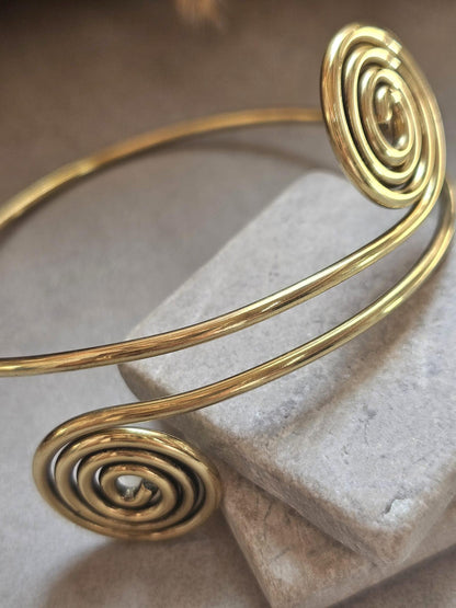 Handmade Raw Brass Upper Arm Bracelet – Spiral Swirl Arm Cuff, Adjustable Boho Arm Band, Festival Jewellery, Brass Armband for Women