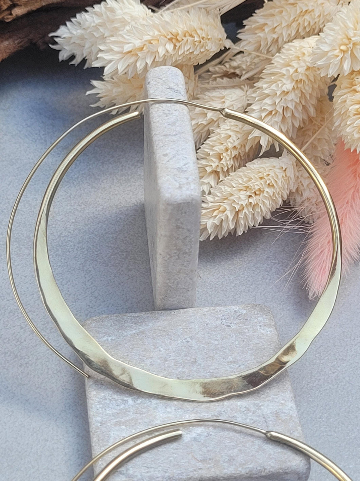 Raw Brass Hammered Hoop Earrings, Lightweight Minimalist Hoops, Large Everyday Earrings, Boho Jewellery, Statement Earrings, Gift for Her