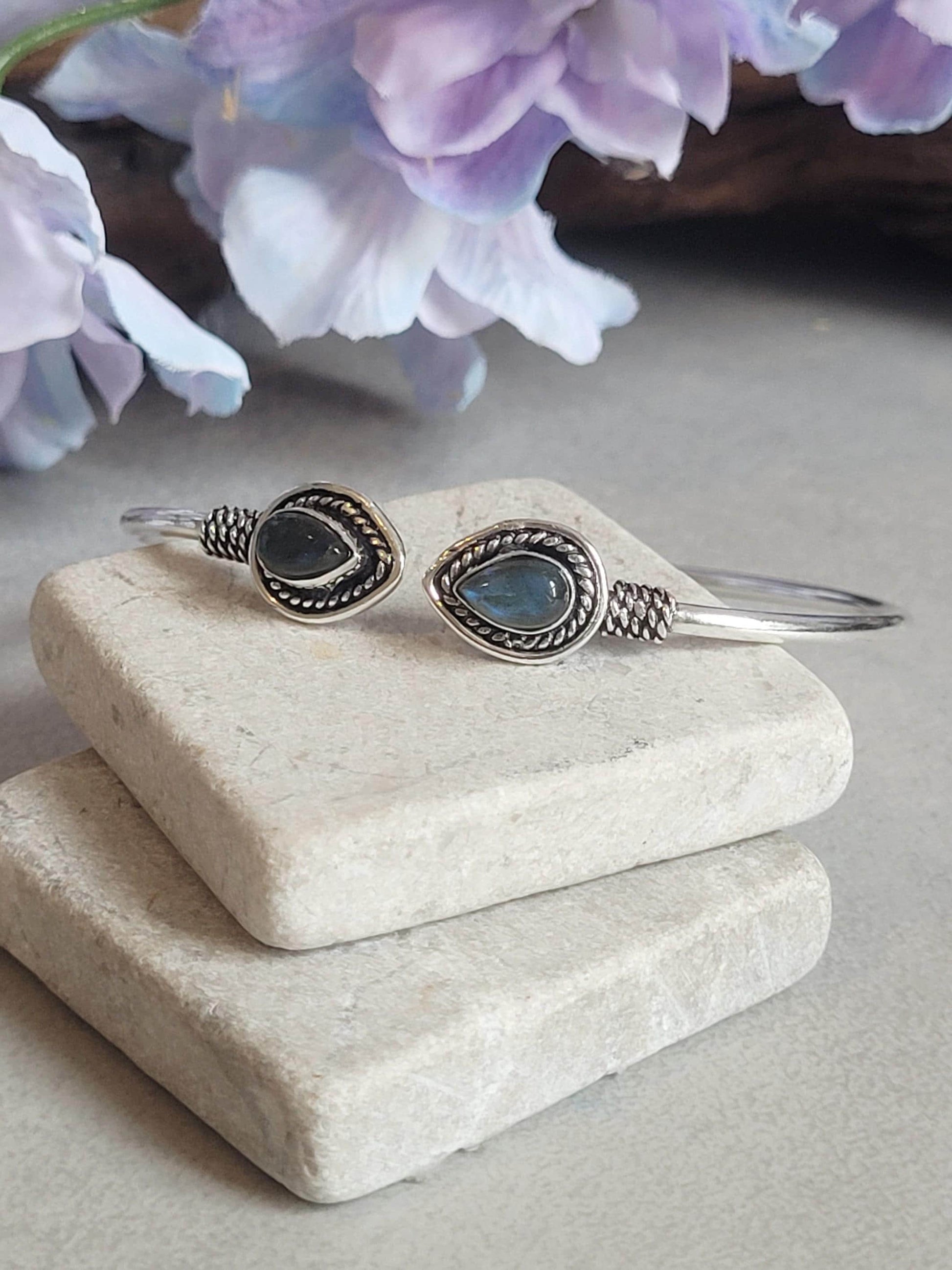 Silver Plated Teardrop Cuff Bracelet, Minimalist Open Bangle, Adjustable Everyday Bracelet, Boho Jewellery, Gift for Her